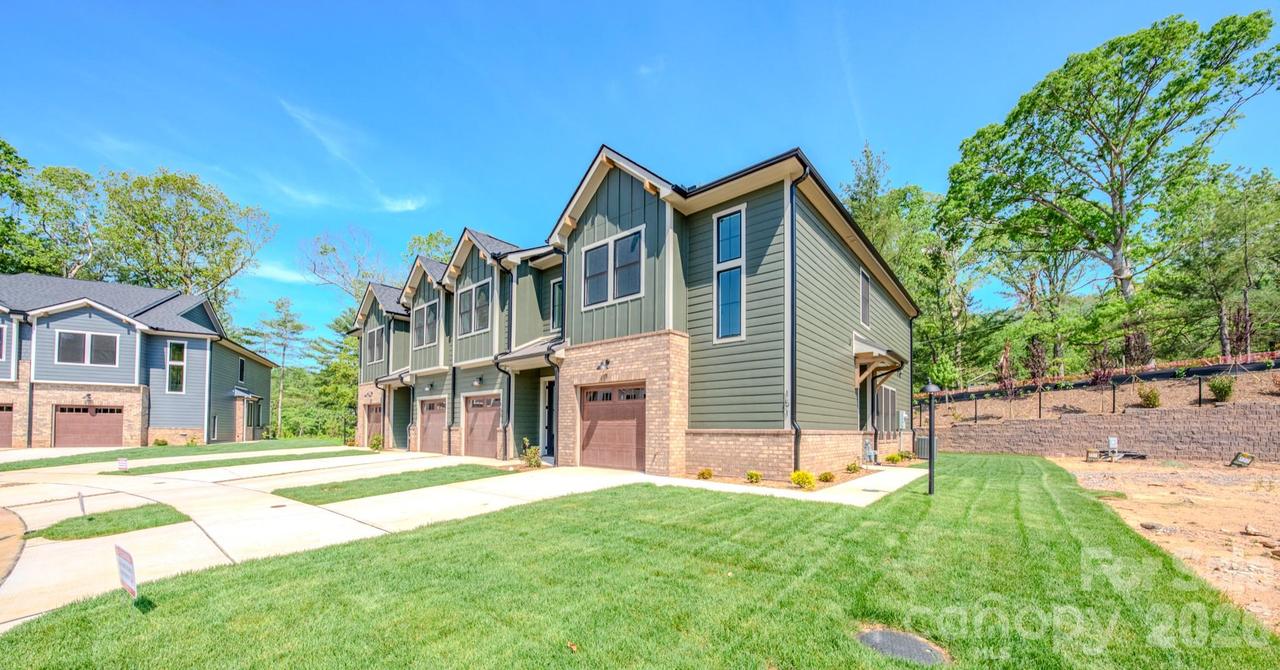 151 Collin Pl. #15, Asheville, NC 28804