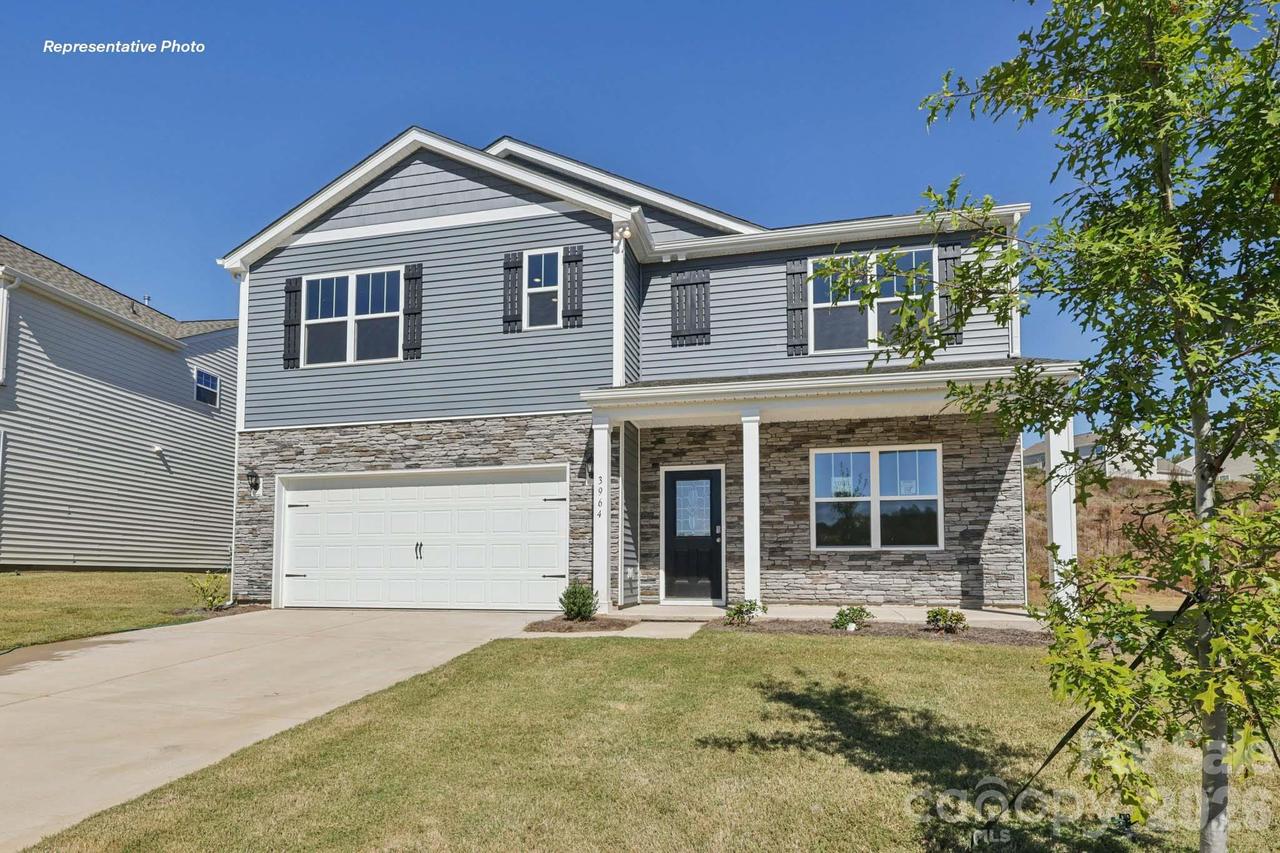 584 17th Avenue Ct., Hickory, NC 28601