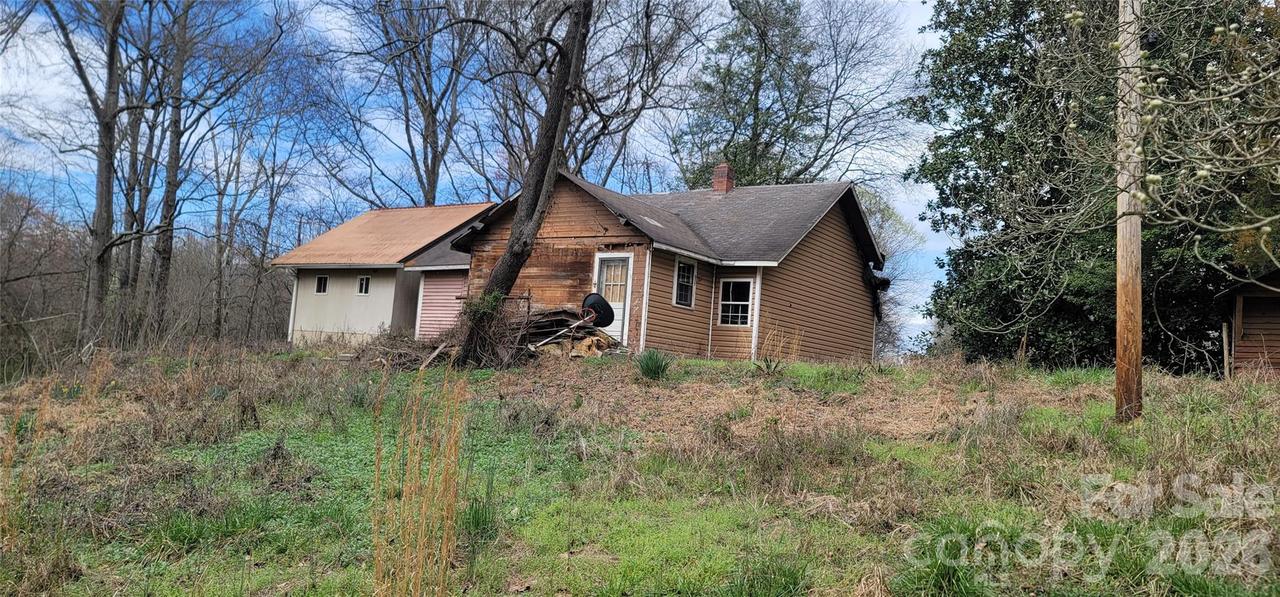 1939 River Rd., Lincolnton, NC 28092