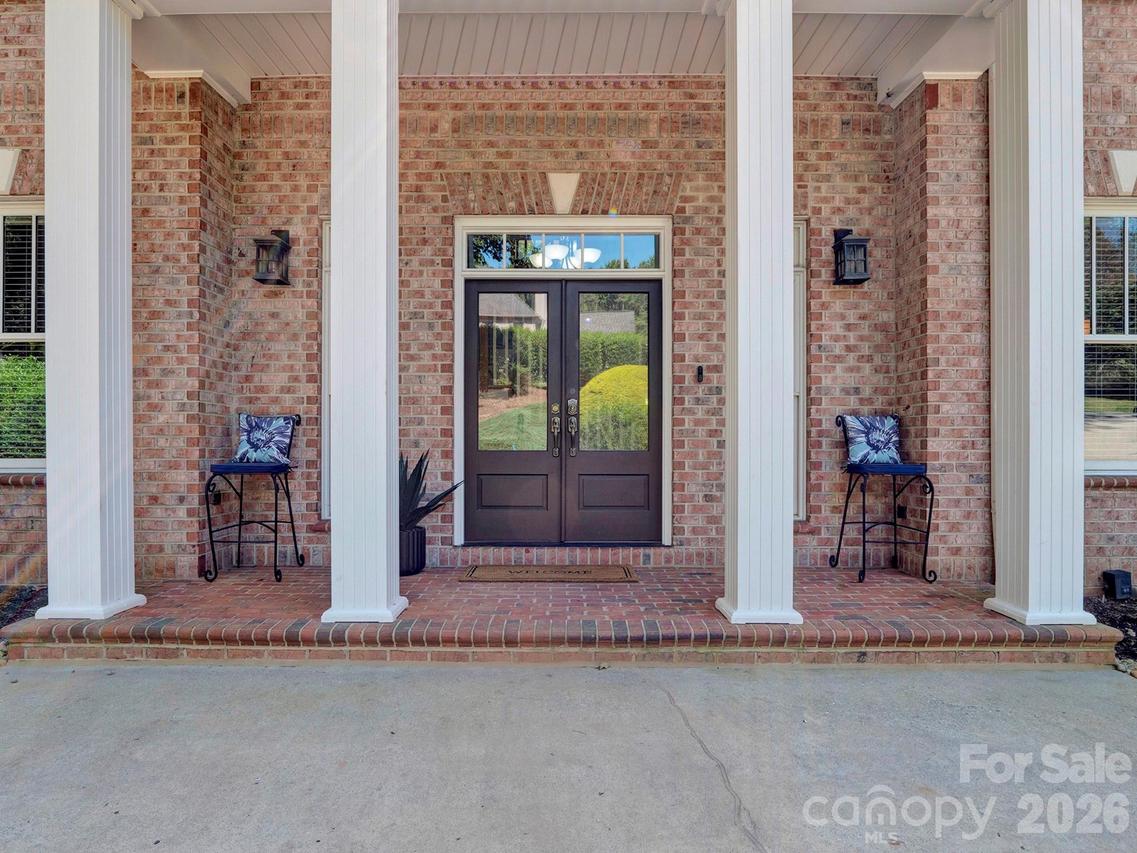 209 37th Avenue Pl., Hickory, NC 28601