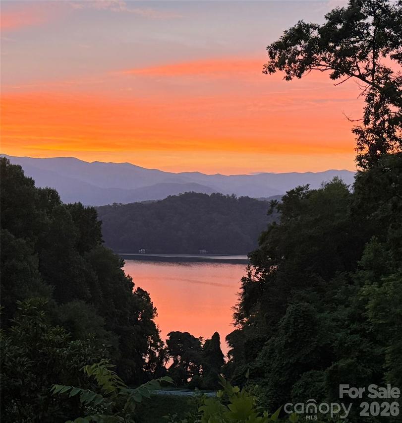 414 Trails End, Bryson City, NC 28713