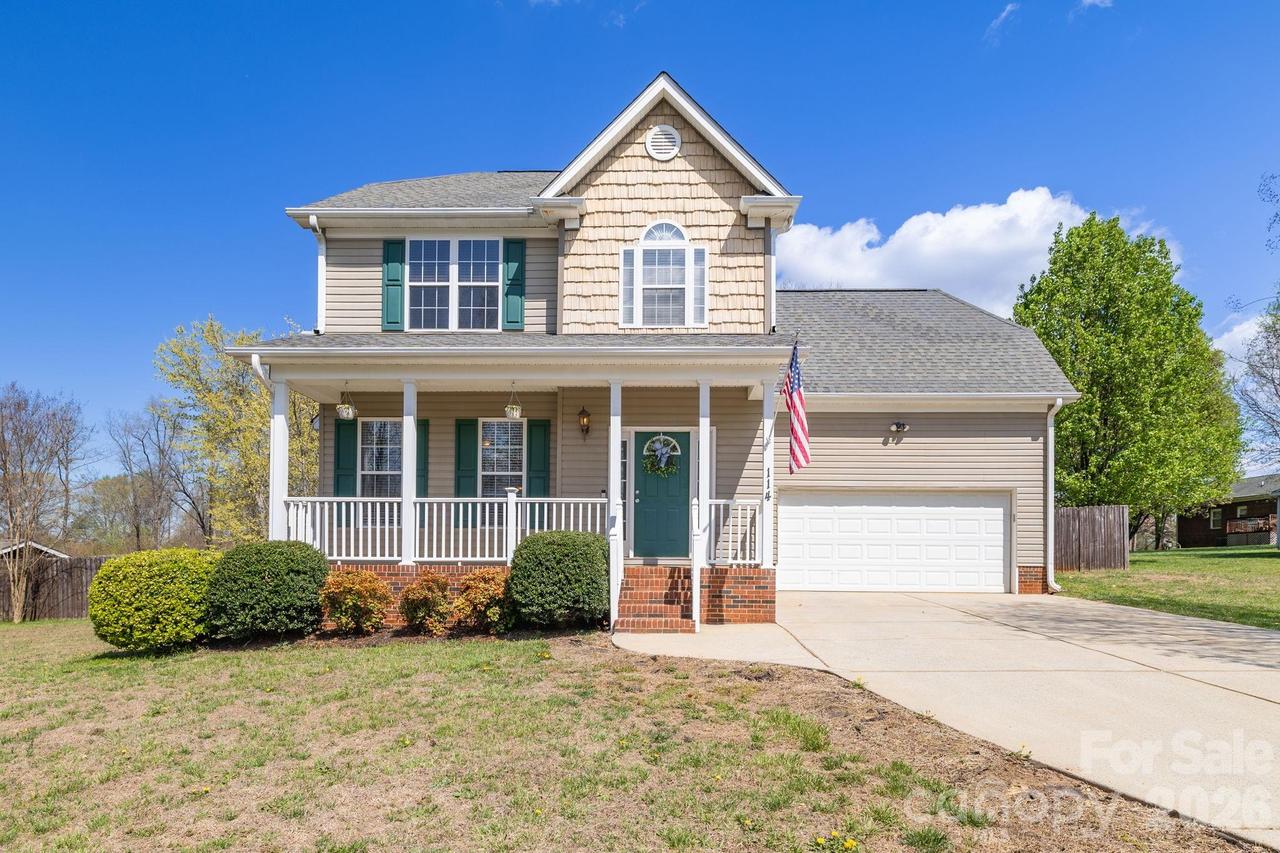 114 Riverton Dr., Statesville, NC 28625