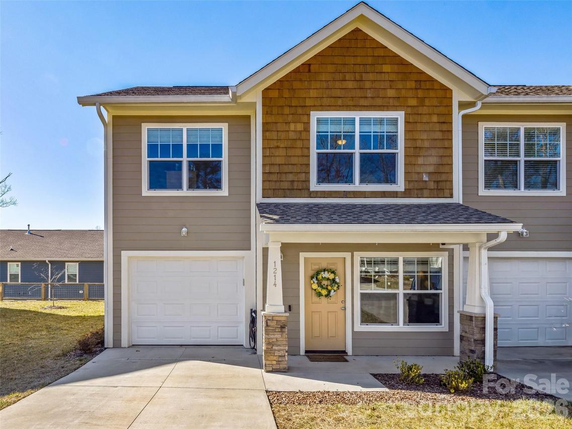 1214 Pauline Trail Dr., Arden, NC 28704