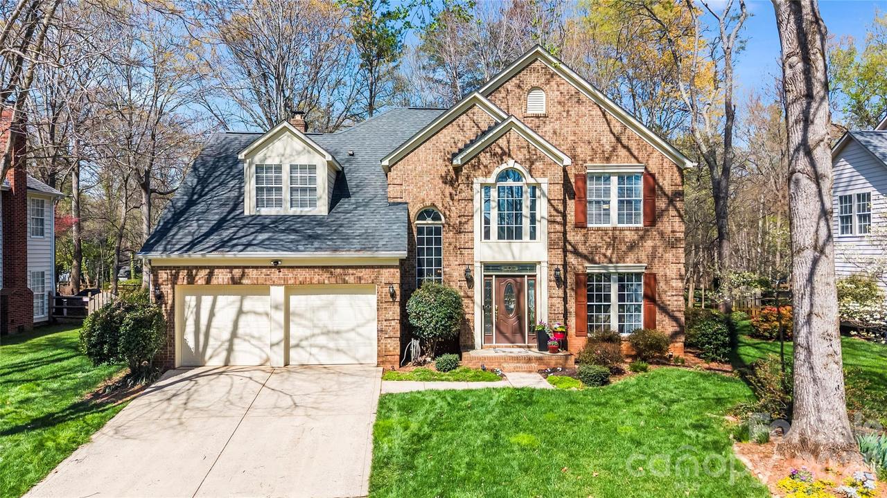 15325 Great Glen Ln., Huntersville, NC 28078