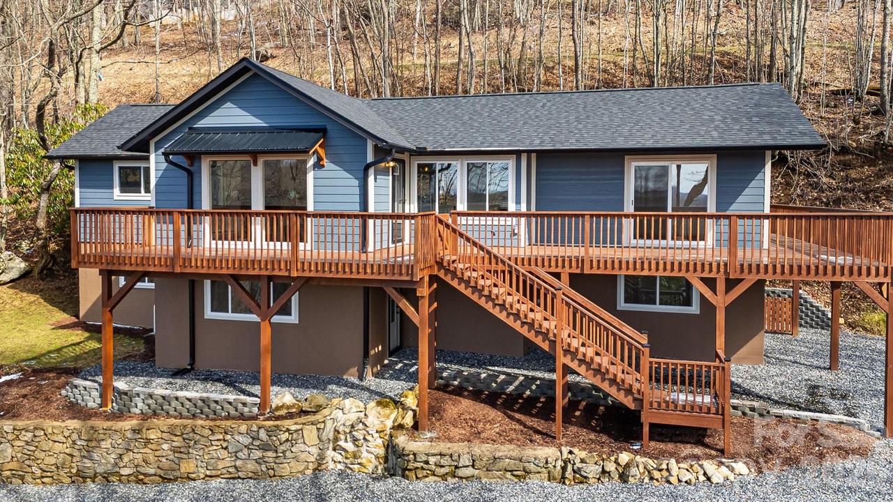 1065 Oak Ridge Ln. #713, Mars Hill, NC 28754