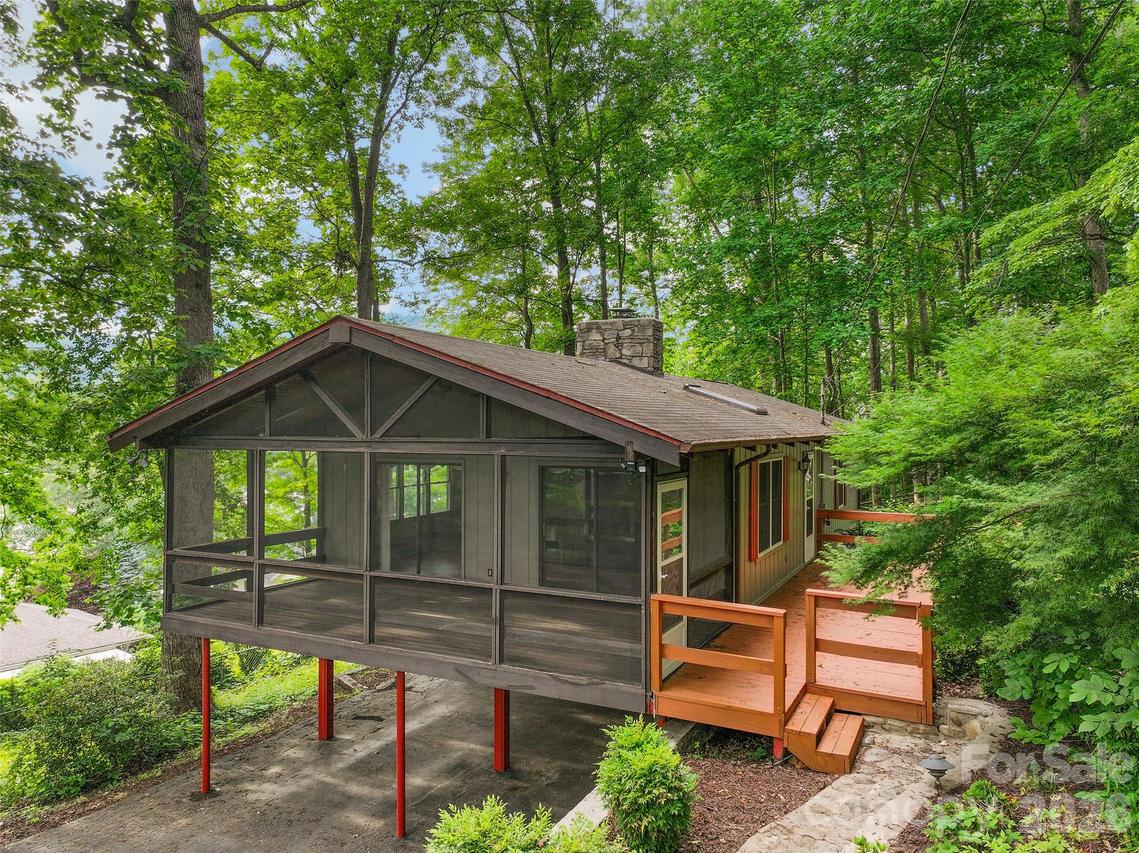 436 Crum Dr., Lake Junaluska, NC 28745