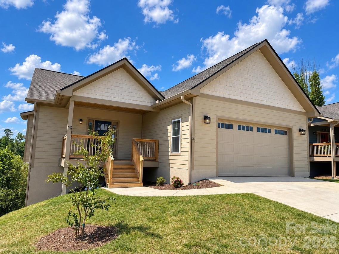 21 Sandstone Dr., Weaverville, NC 28787