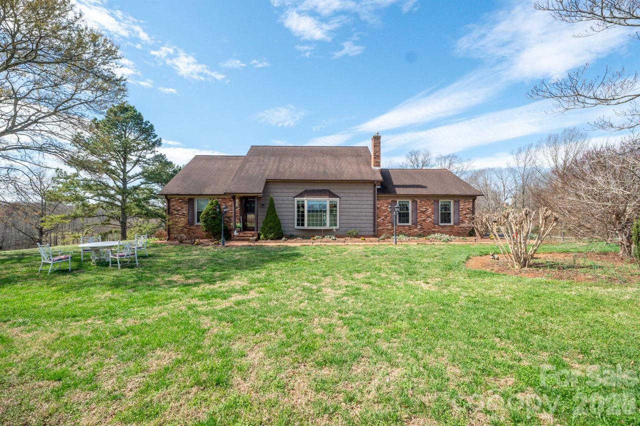 1924 Buck Shoals Rd., Hamptonville, NC 27020