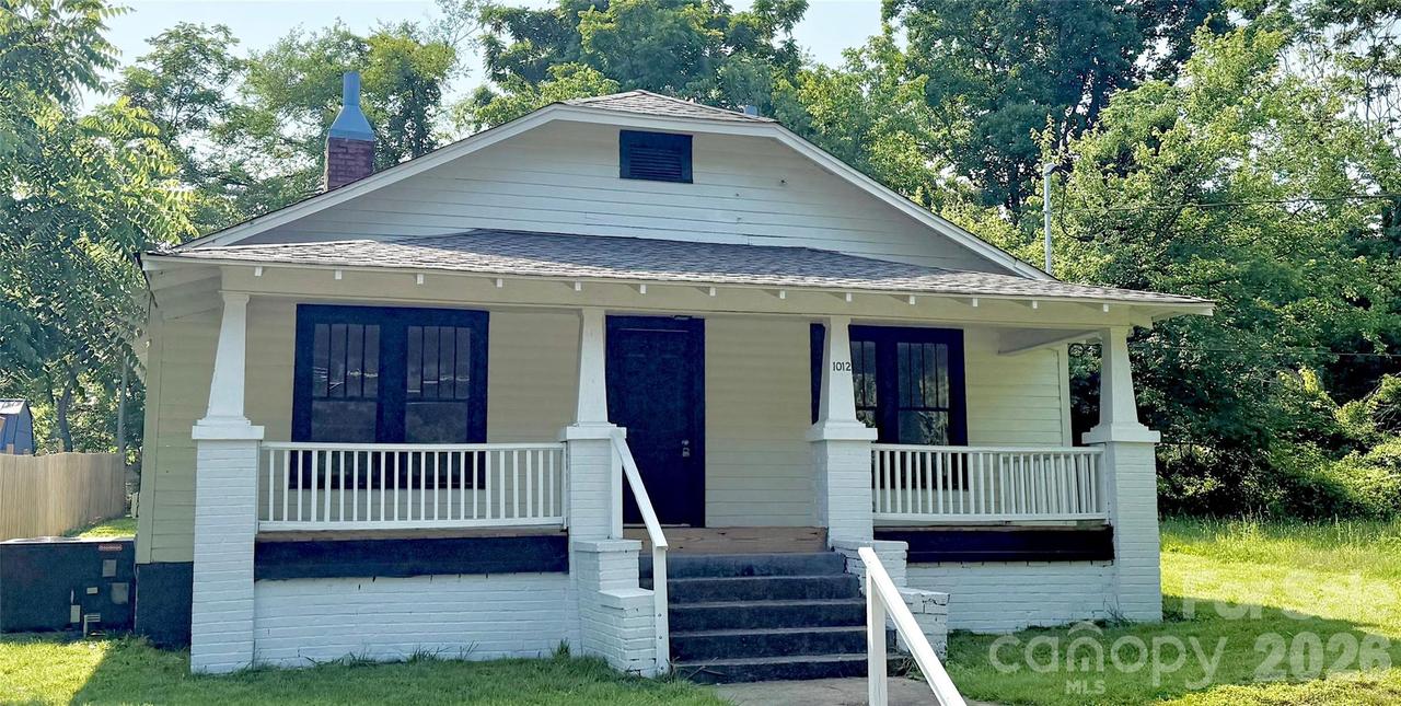 1012 4th St., Statesville, NC 28677