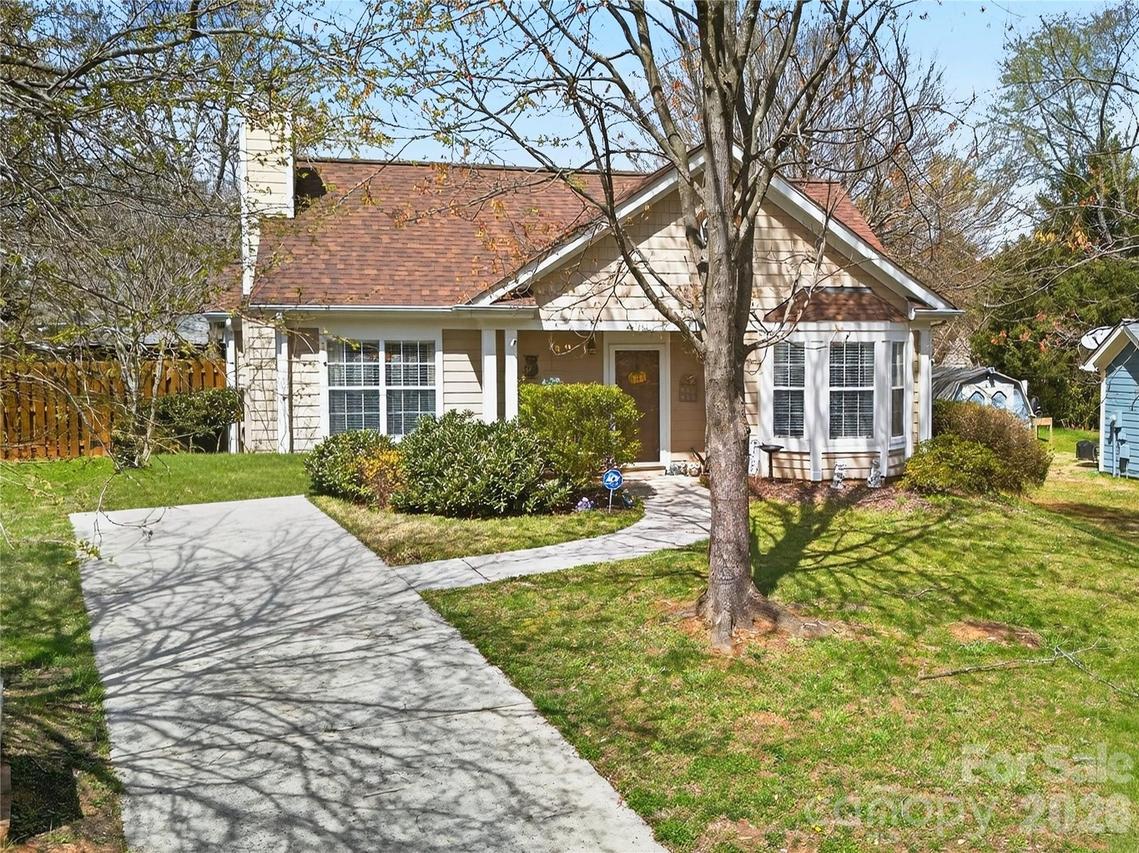 111 Foxglove Dr., Mooresville, NC 28115