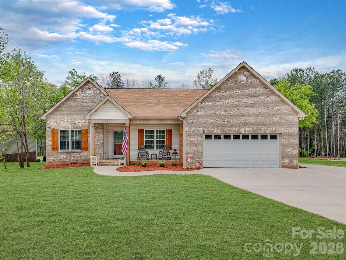 2235 Picnic Dr., Newton, NC 28658