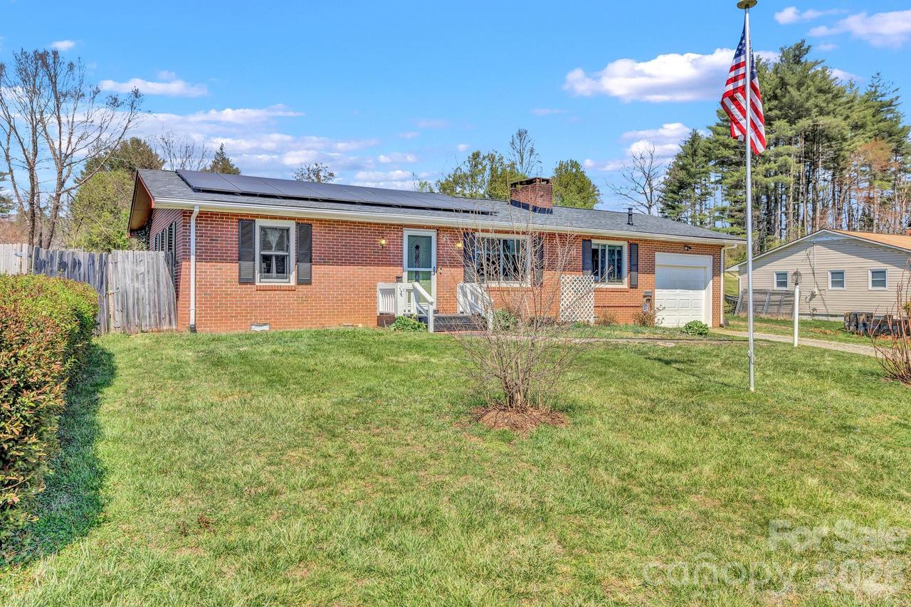 1195 Hendersonville Hwy., Pisgah Forest, NC 28768