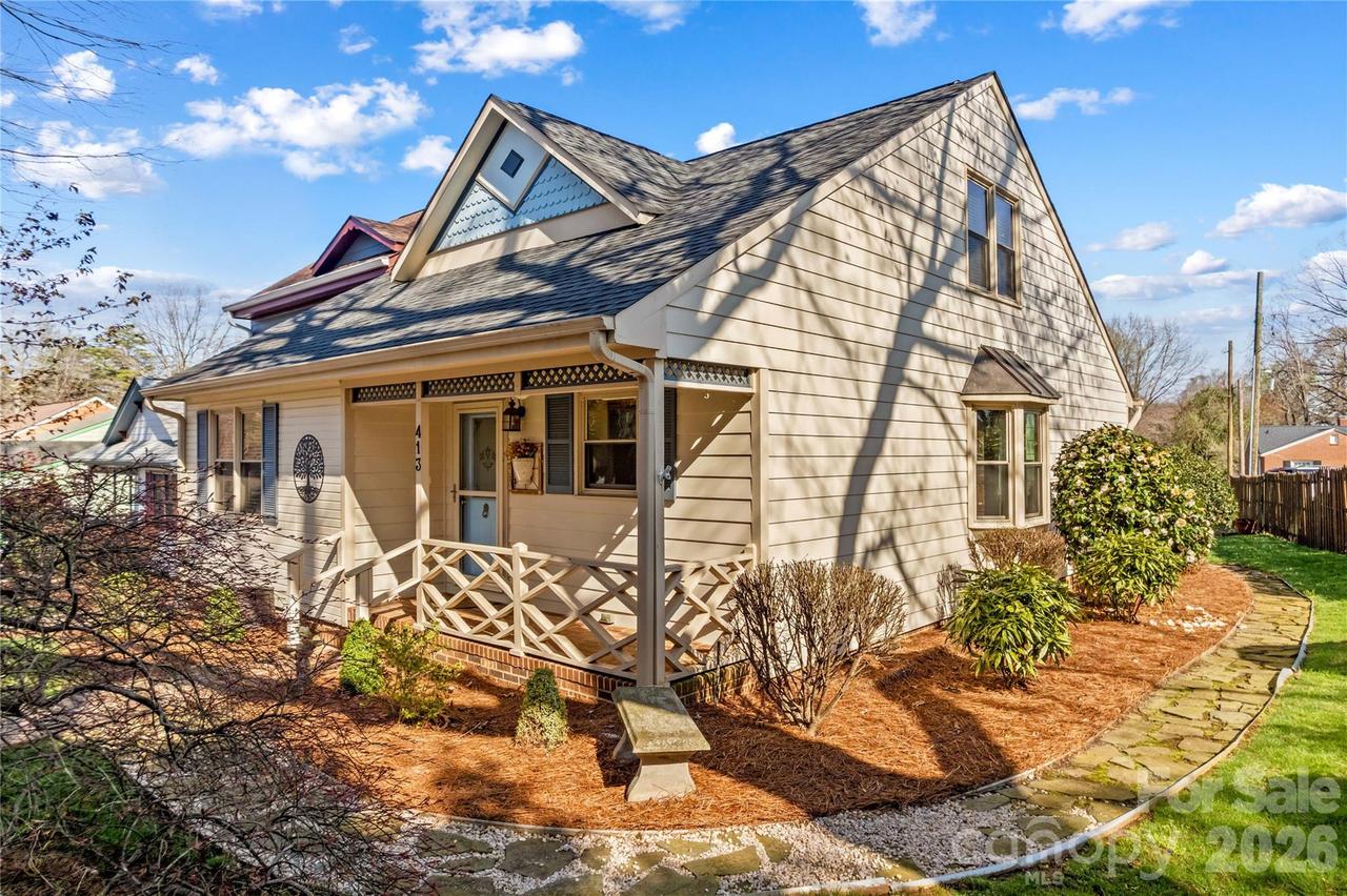413 Windsor Ln., Statesville, NC 28677