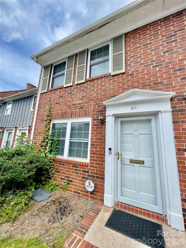 1300 Larchmont Pl. #311, Salisbury, NC 28144