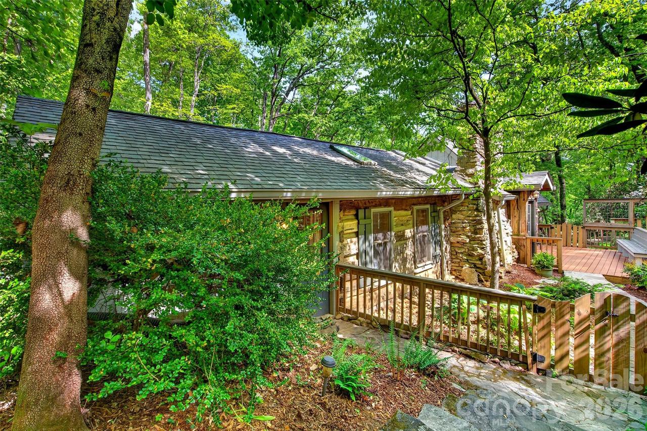 102 Frist Rd., Montreat, NC 28757