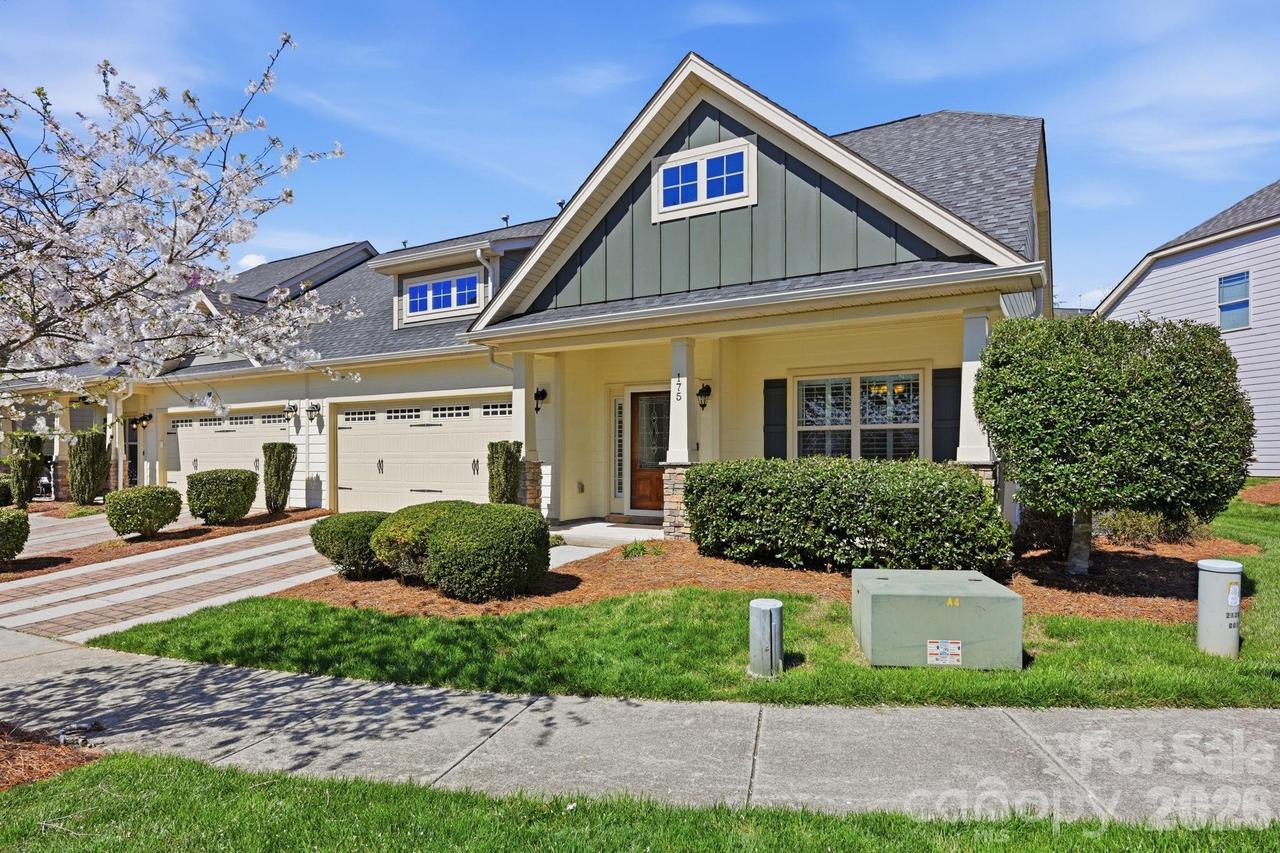 175 Aztec Cir., Mooresville, NC 28117
