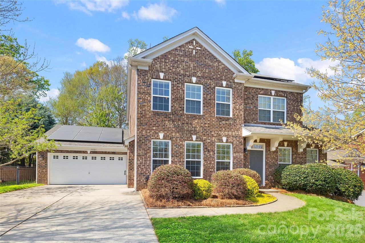 7921 Rolling Creek Ct., Charlotte, NC 28270