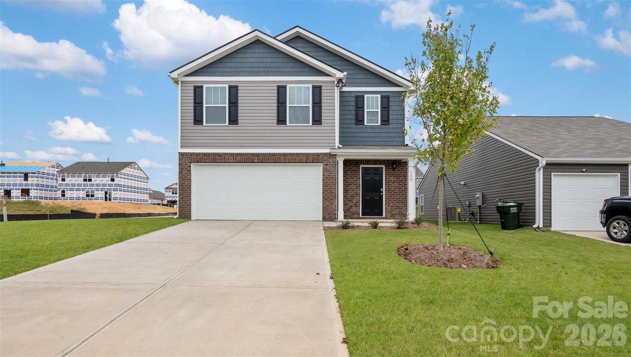 66 Caroline Valley Ln., Hendersonville, NC 28792