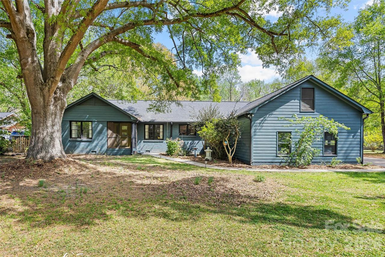 12811 Moores Chapel Rd., Charlotte, NC 28214