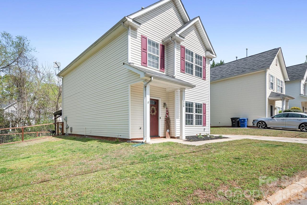 520 E Iredell Ave., Mooresville, NC 28115