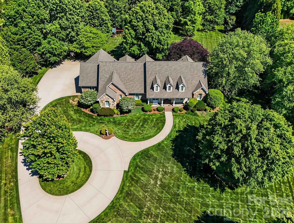 1422 Stone Gate Dr., Shelby, NC 28150