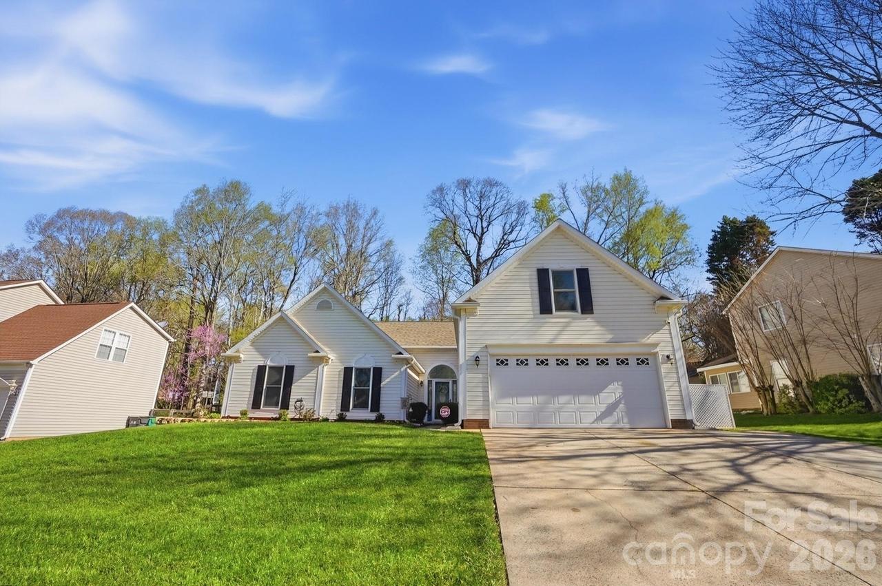 8540 Piccone Brook Ln., Charlotte, NC 28216