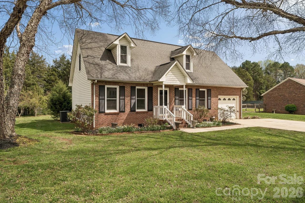 125 Equestrian Dr., Mooresville, NC 28115