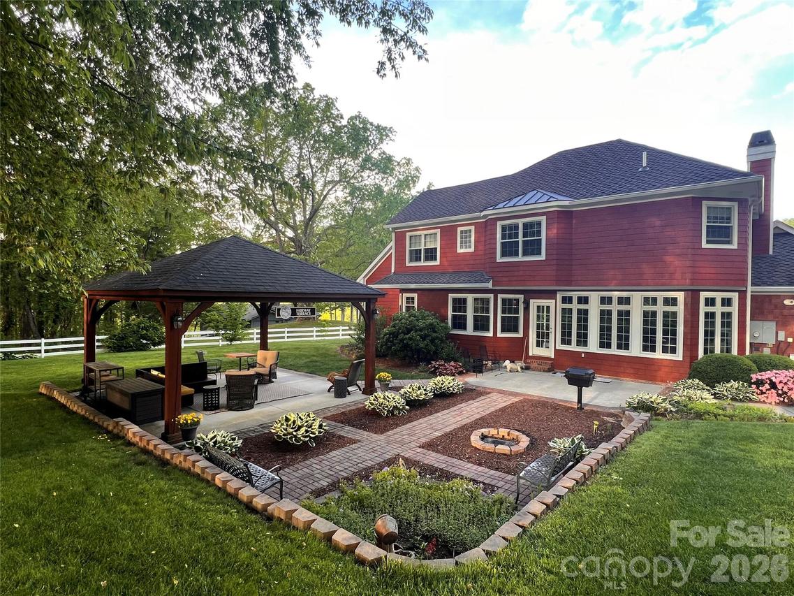 223 Fairway Ter., Canton, NC 28716