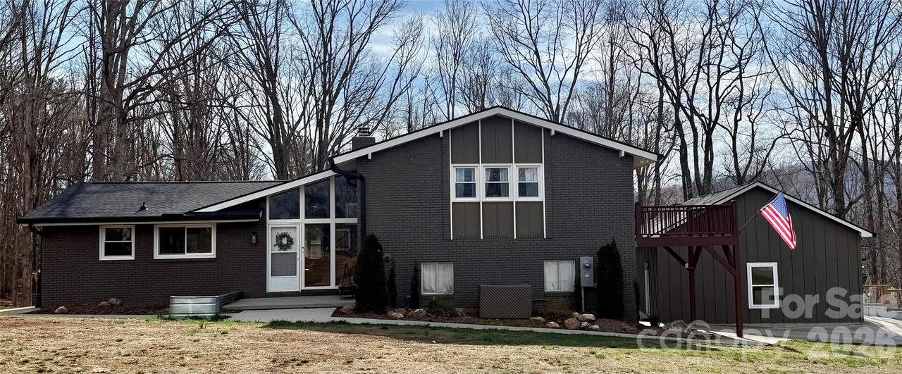 46 Mountain View Dr., Arden, NC 28704