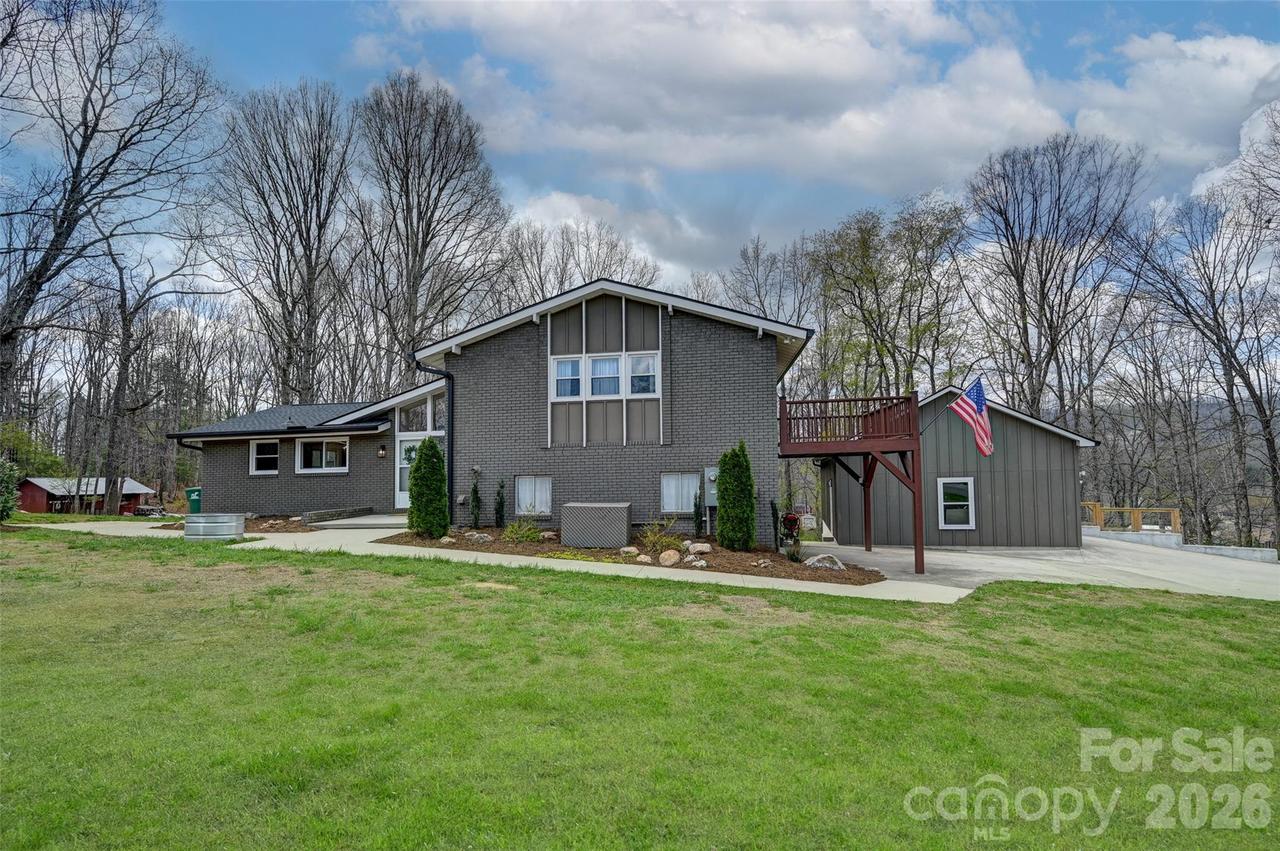 46 Mountain View Dr., Arden, NC 28704