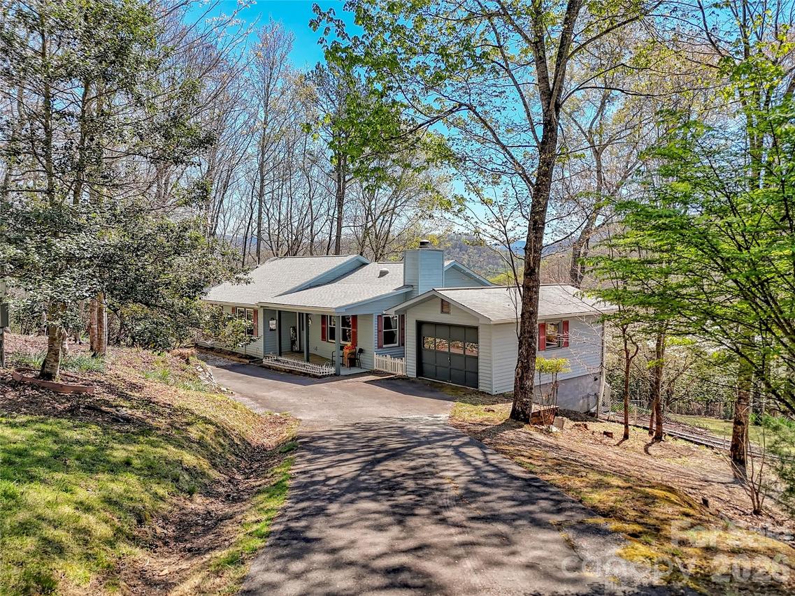 177 Laurel Ln., Otto, NC 28763