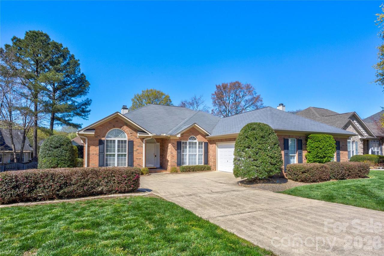 580 Gatsby Pl., Concord, NC 28027