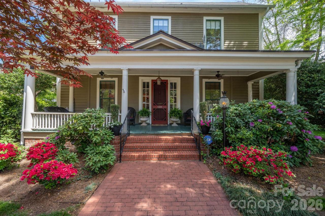 130 N Mulberry St., Statesville, NC 28677