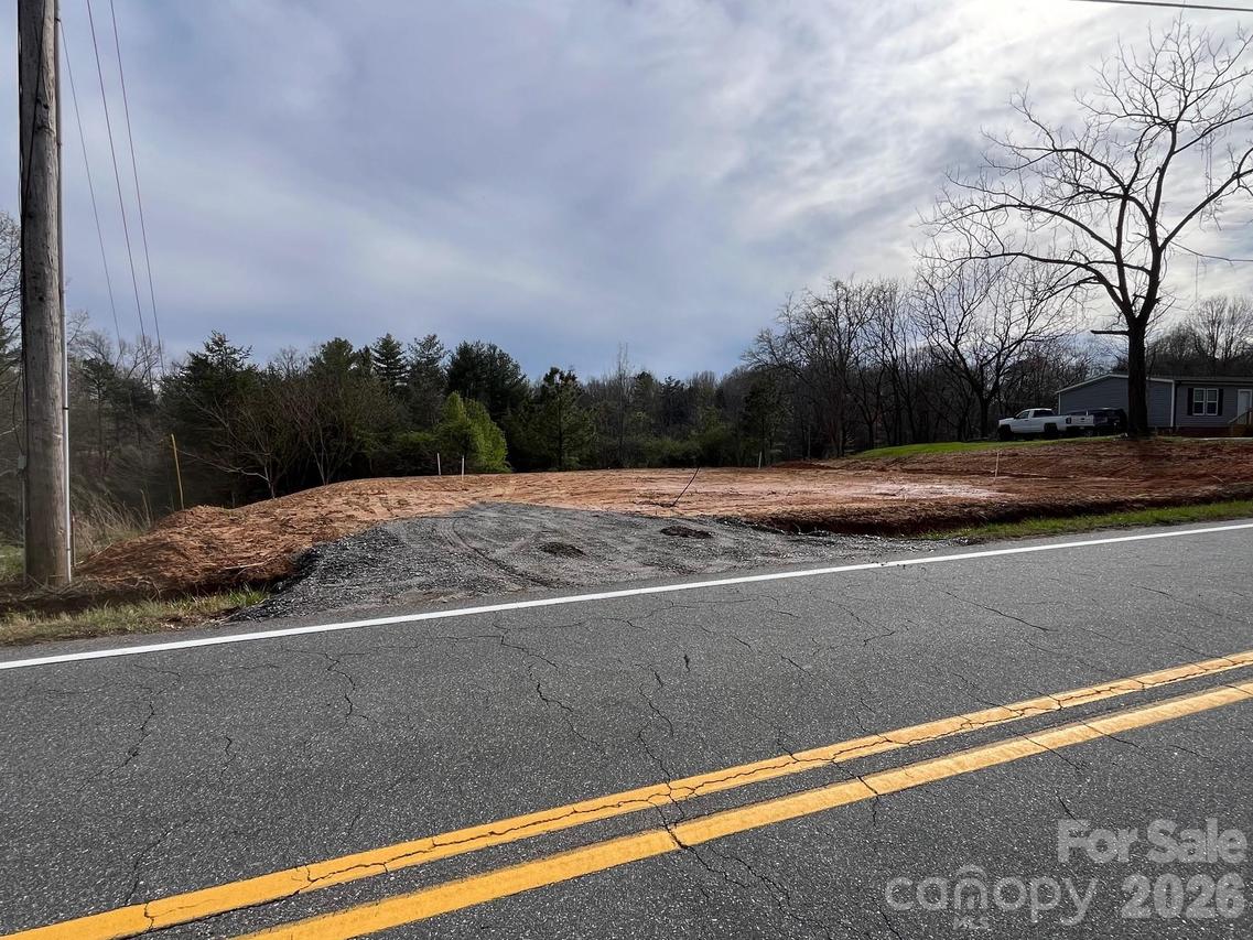 1002 Pinnacle Church Rd., Nebo, NC 28761