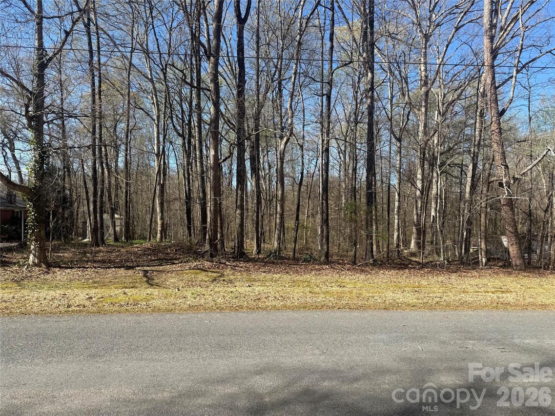 000 Brookfield Cir., Salisbury, NC 28146