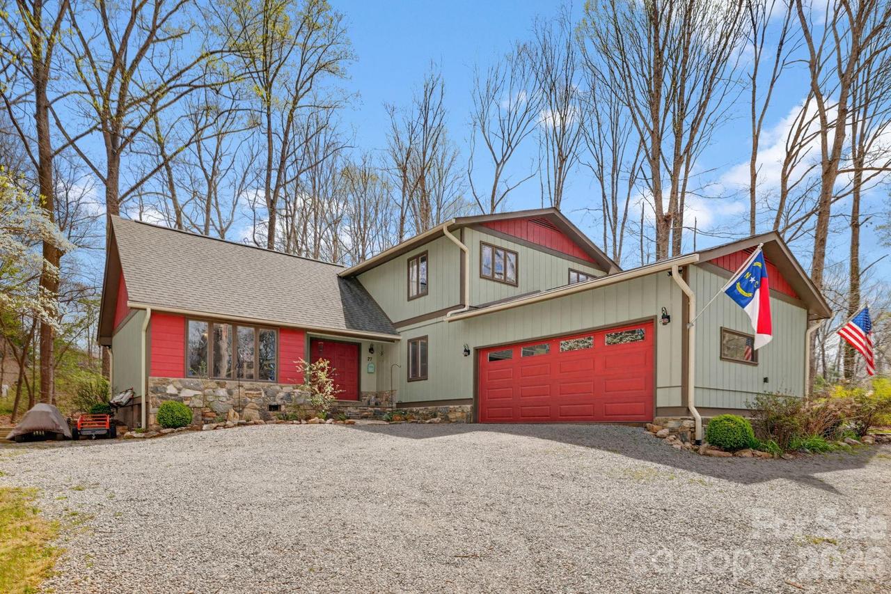 27 Spring Hill Cir., Arden, NC 28704