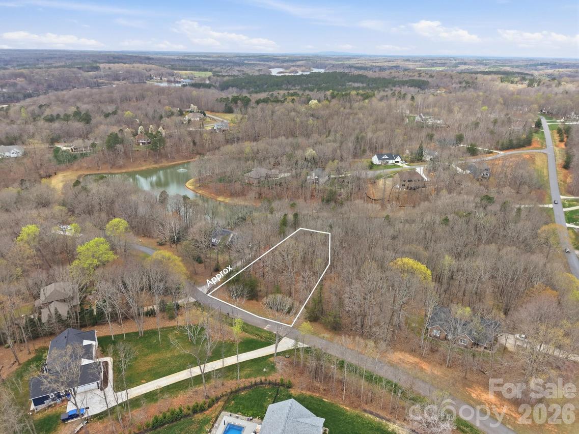 130 Harborgate Dr., Statesville, NC 28625