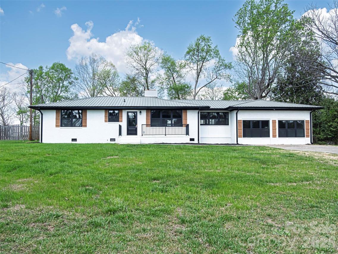 1325 Armstrong Rd., Belmont, NC 28012