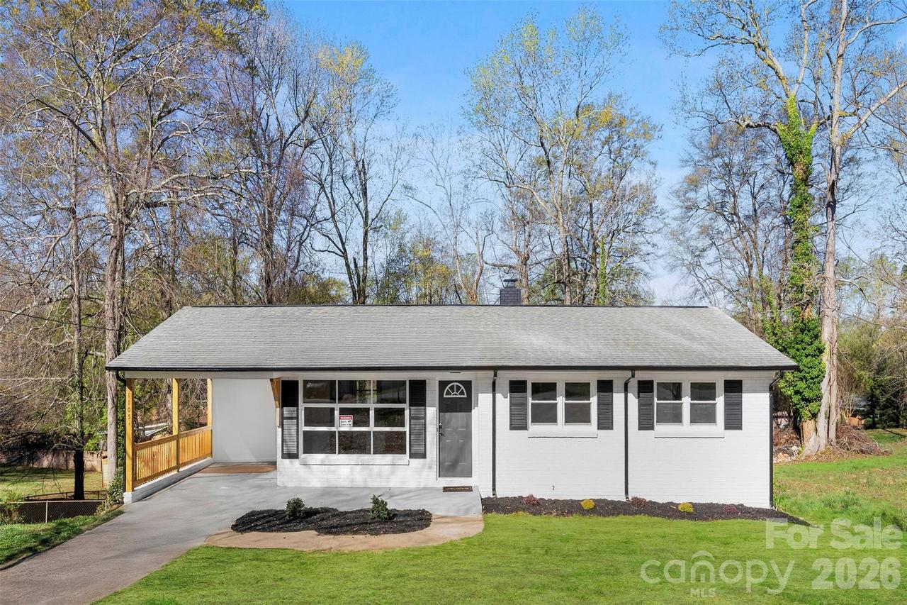 1105 Stanton Dr., Shelby, NC 28150