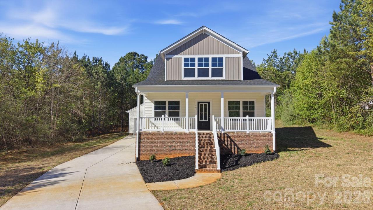 1405 Hubbard Ter., Shelby, NC 28152