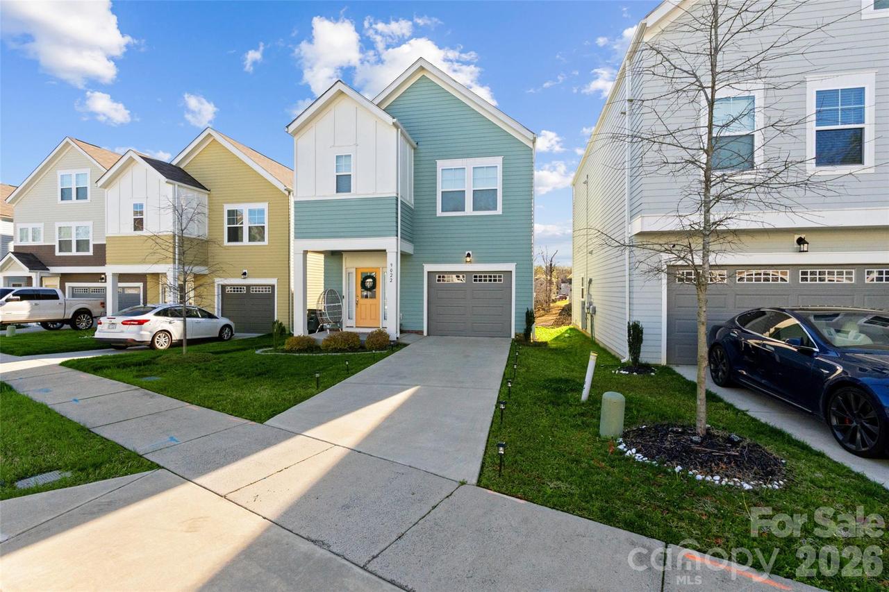 9022 Henry Thoreau Rd., Charlotte, NC 28214