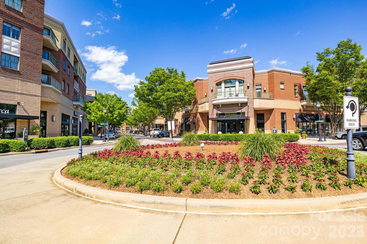 721 Governor Morrison St. #508, Charlotte, NC 28211