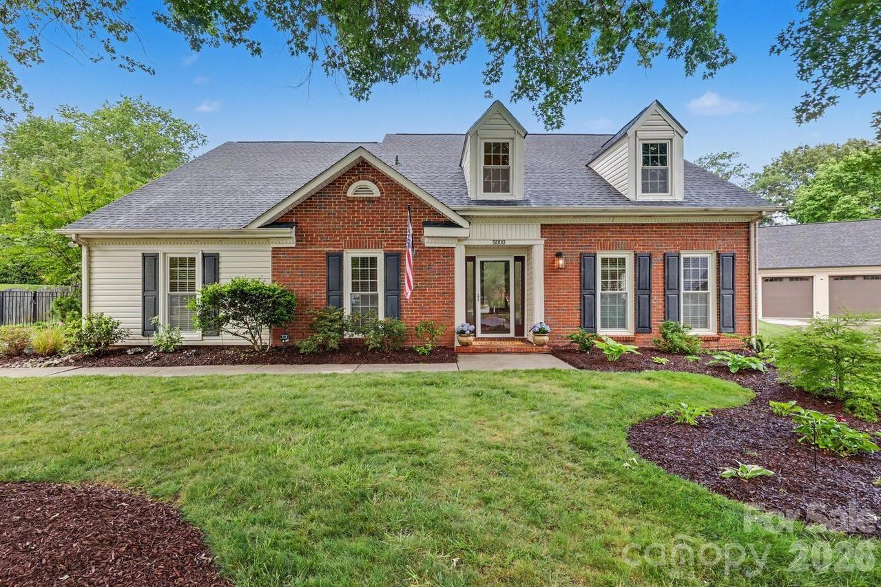 5000 Whitwell Ct., Charlotte, NC 28226
