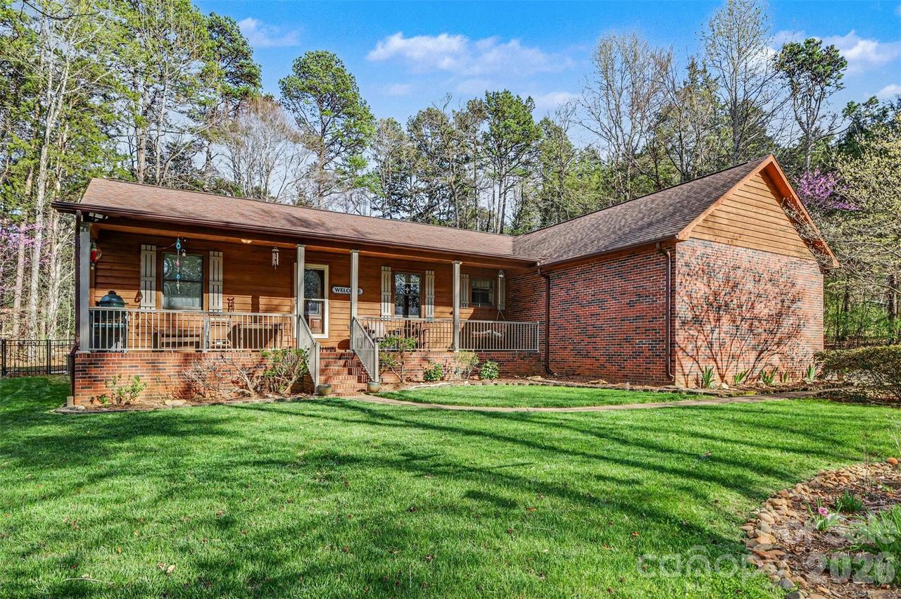 2199 Coddle Creek Hwy., Mooresville, NC 28115