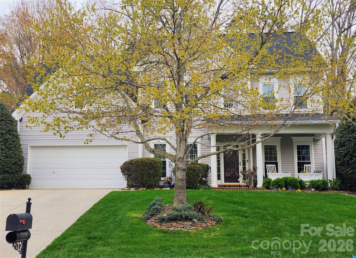 7719 Woodcrest Dr., Stanley, NC 28164