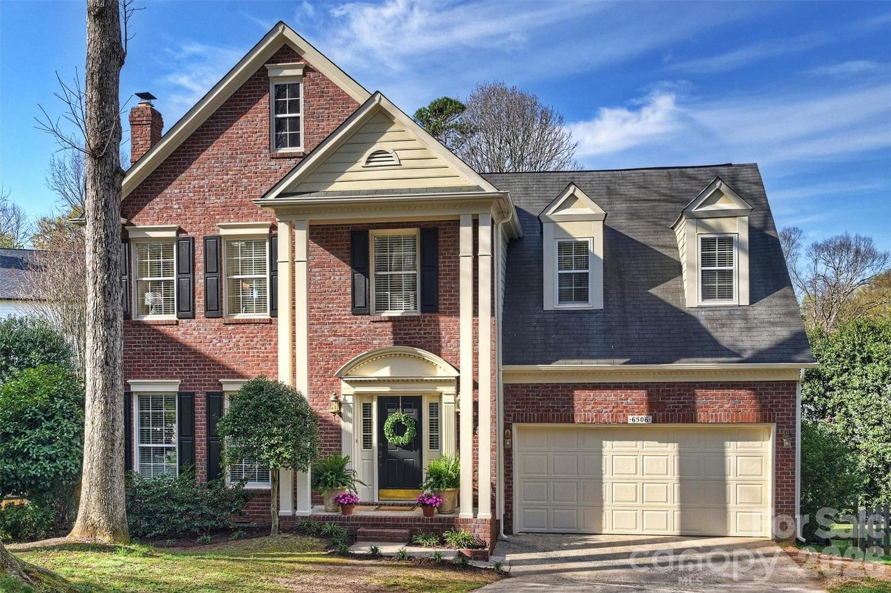 6506 Kentdale Ct., Charlotte, NC 28270