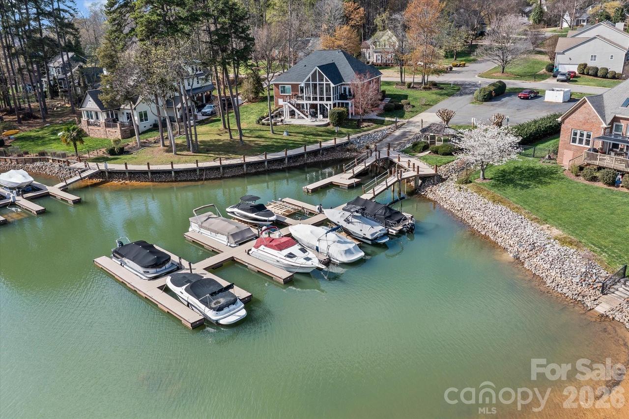 434 Catalina Dr., Mooresville, NC 28117