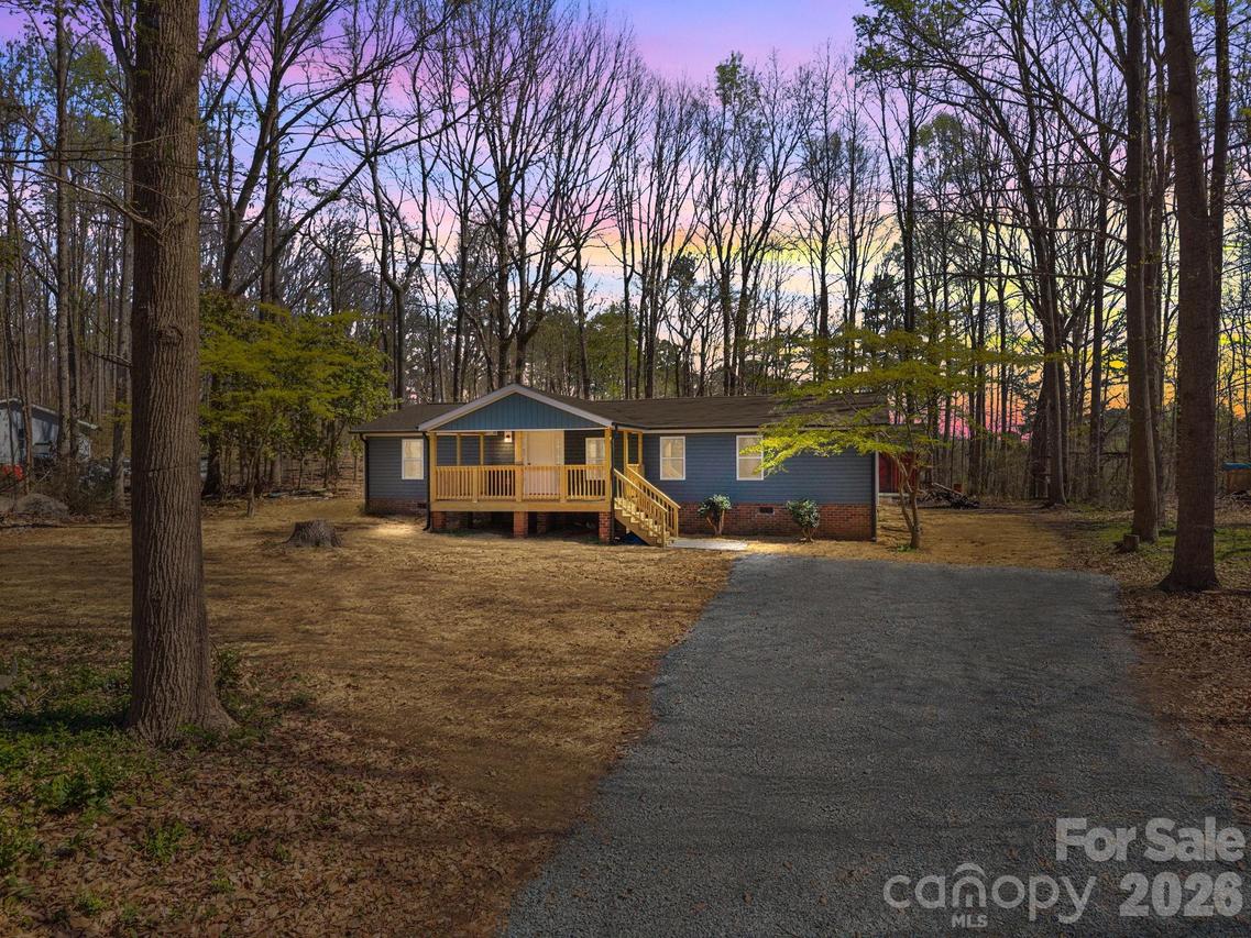 215 Crescent Heights Dr., Salisbury, NC 28146