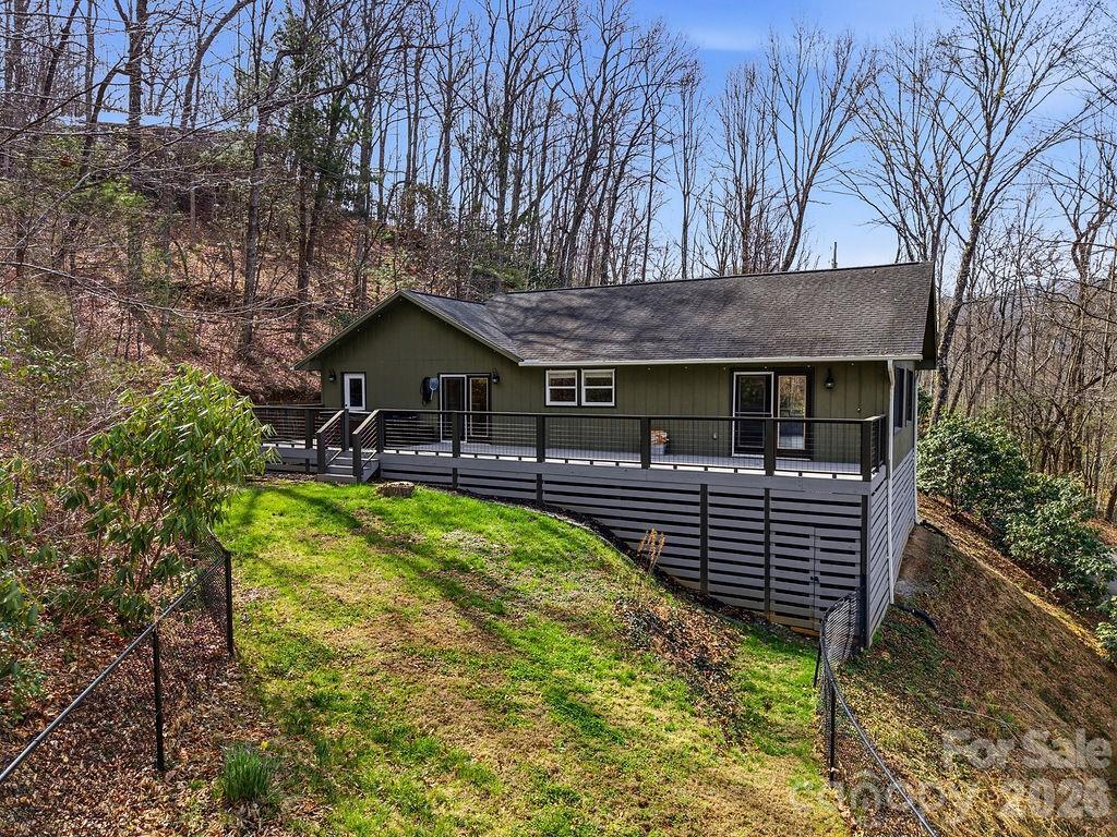 373 Fox Trace Dr., Sylva, NC 28779