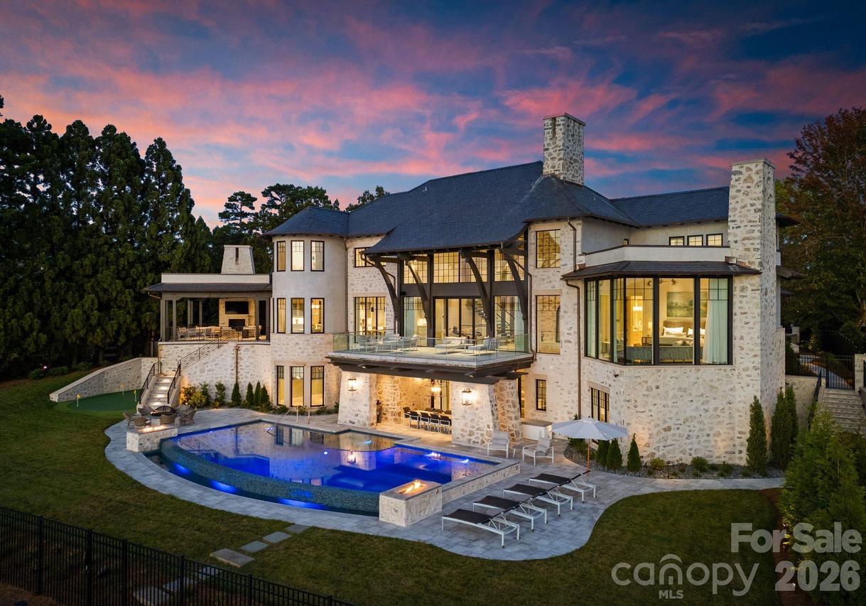 19125 Peninsula Point Dr., Cornelius, NC 28031